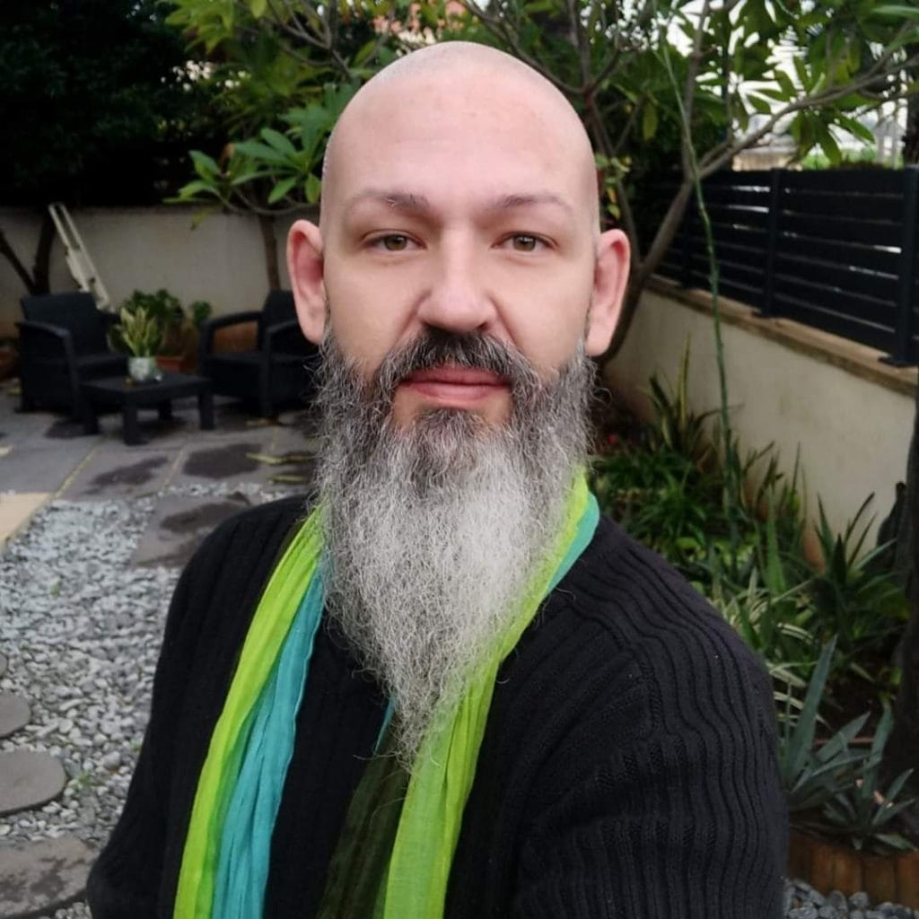 ארז נוי מטפל